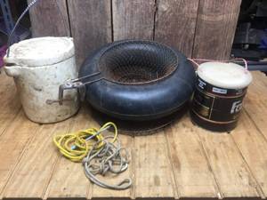 lot 124 image: Vintage Floating Fish Basket - Bait Cans - Tackle