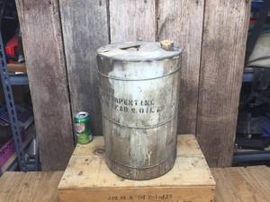 lot 133 image: Great Old TURPS Pure Gum Turpentine Container
