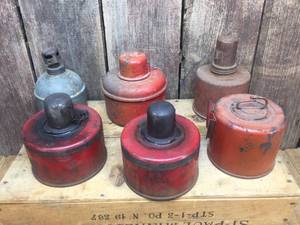 lot 136 image: 6 Vintage HighwayRailroad FlaresSmudge Pots