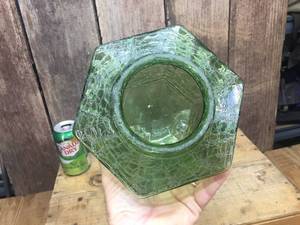 lot 154 image: Vintage Green Crackle Glass Shade