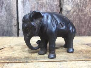 lot 155 image: Vintage Unusual A.C. Williams Bare Back Elephant Bank