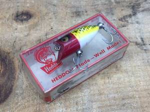 lot 231 image: Heddon Tiny Lucky 13 - with Box