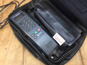 lot 241 image: Motorola MS 833 Mobile Car Phone - Brick