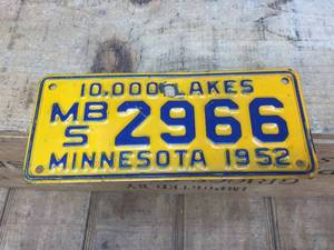 lot 252 image: 1952 MN Bicycle License Plates