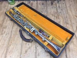 lot 260 image: Vintage G. VALETTE Metal Clarinet in Case