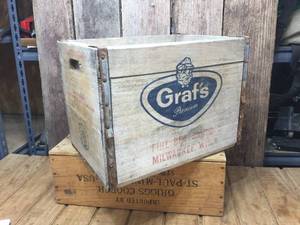 lot 281 image: Vintage GRAFS Premium Wooden Crate