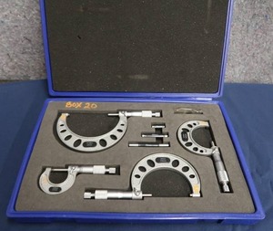 MERTIC MICROMETER SET