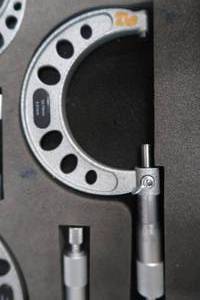 MERTIC MICROMETER SET