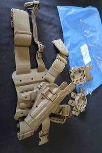 BLACKHAWK DROP LEG HOLSTER SET