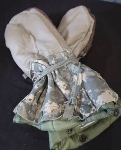 ACU EXTREME COLD WEATHER MITTENS