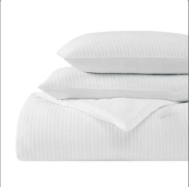 lot 291 image: NEW Vince Camuto 3pc Comforter Set with Bonus Tote - King - White