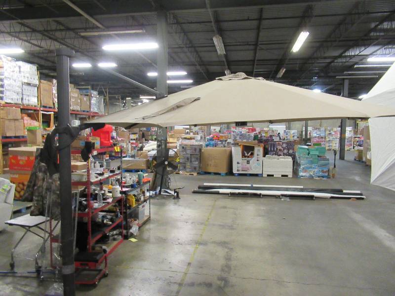 lot 124 image: Seasons Sentry 10 Round Solar LED Cantilever Umbrella - Beige - Missing 14 of Base