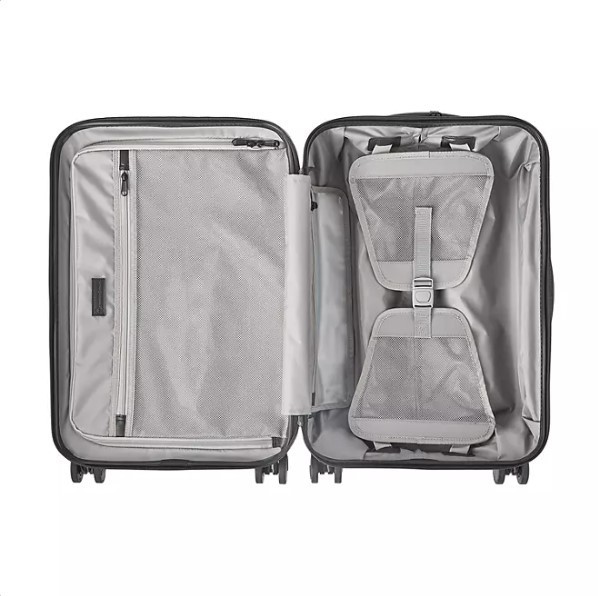 lot 246 image: NEW Members Mark Hardside Carry-on Pro Spinner Suitcase With USB - Gray