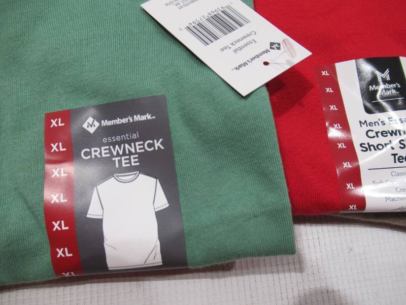 lot 303 image: NEW 3 Pack of Members Mark Mens Essential Crewneck Short Sleeve T-Shirts (RedGreenBrown) - XL