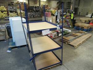 lot 108 image: Adjustable Blue Metal Frame Built to Fit Onto Pallets - Perfect for Projects