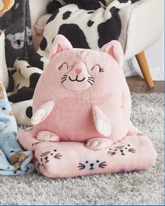 lot 220 image: NEW Members Mark Kids Hugger & Throw Set - Cat