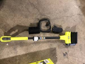 lot 34 image: RYOBI ONE 18V Cordless Battery Outdoor Patio Sweeper (Tool Only) Customer Returns See Pictures
