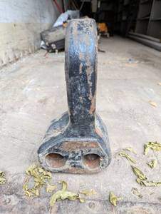 lot 31A image: Front Pinto Hitch
