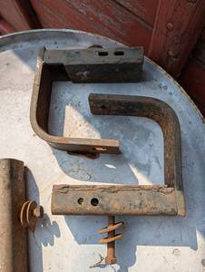 lot 40A image: Pair of Plow Brackets