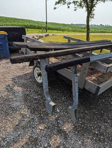 lot 41A image: Set of Boat Trailer BumpersGuides