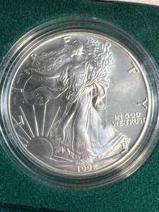1992 AMERICAN SILVER EAGLE IN ORIGINAL MINT PACKAGING