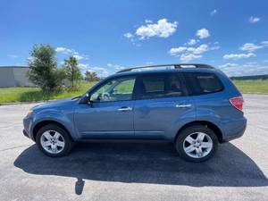 2010 Subaru Forester 2.5X Limited - AWD - 1 OWNER