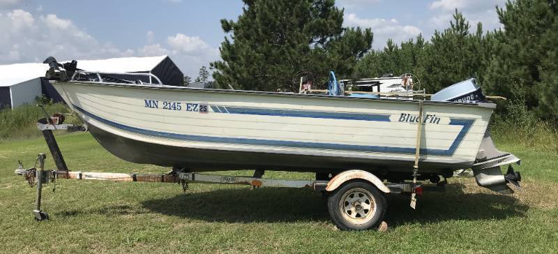 1985 Blue Fin 16 Boat w Trailer
