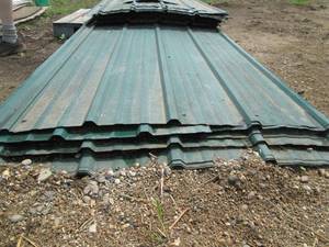 lot 23 image: Lot of Green Corrugated Metal Sheets