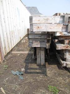 lot 27 image: Lot of Wooden floor trusses, 18 Approx. 23 long
