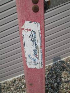 lot 46 image: Louisville 6ft Fiberglass Step Ladder