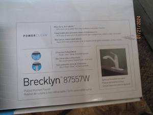 lot 76 image: Moen Brecklyn 87557W Pullout Kitchen Faucet