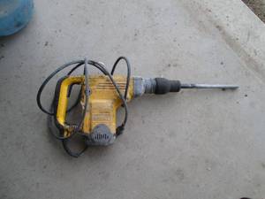 lot 163 image: DeWALT D25500 Rotary Hammer Drill