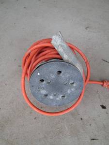 lot 173 image: Porter-Cable Electric Random Orbit Sander with Extension Cord