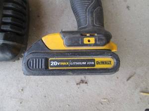 lot 180 image: DEWALT 20V MAX Cordless Drill with Charger