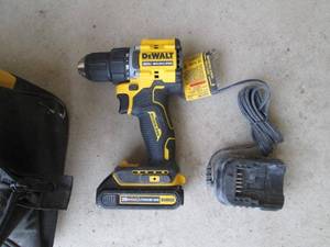 lot 184 image: DeWalt 20V MAX Brushless Drill Set with Battery, Charger, and Bag