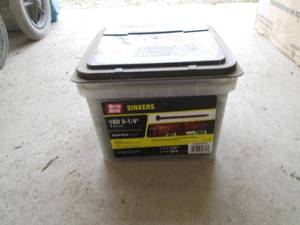 lot 188 image: Grip-Rite 16D 3-14 Inch Sinkers Nail Bucket