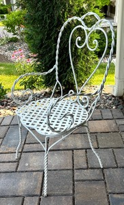 lot 100 image: Charming White Metal Chair