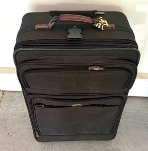 lot 105 image: Rolling Suitcase  Luggage by Atlantic