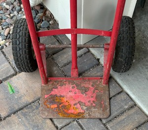 lot 120 image: Moving Dolly
