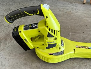 lot 121 image: Ryobi P2107 Blower with Charger and 2 Batteries