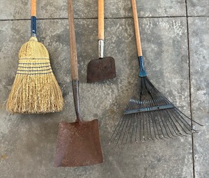 lot 125 image: Shovel, Rake, Hoe and Broom