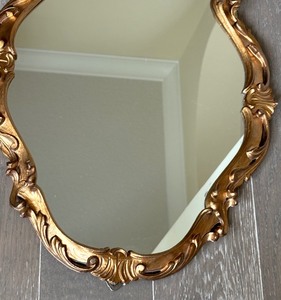 lot 72 image: Golden Framed Wall Mirror
