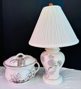 lot 62 image: Beautiful Ceramic Table Lamp and Crock Pot by GW Turner and Sons and Tunstall