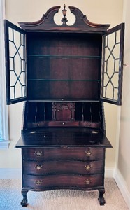 lot 9 image: Vintage Serpentine Secretary