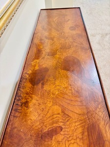 lot 40 image: Beautiful Sofa Table with Gorgeous Woodgrain  Beautiful Console Table