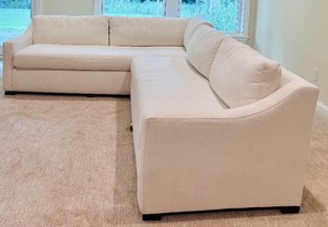 lot 2 image: Gorgeous Like New Cream  White 2 Piece Sectional by Bassett Furniture