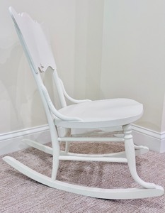 lot 42 image: Vintage Wood White Painted Rocker