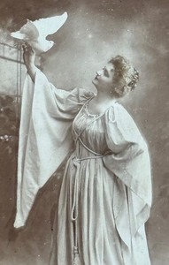 lot 184 image: Dramatic Vintage Print