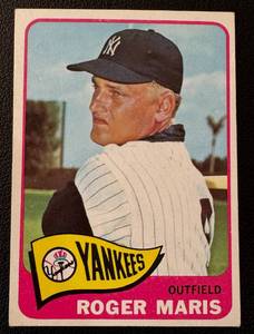 lot 10B image: Roger Maris 1965 Topps #155 Vintage Baseball Card