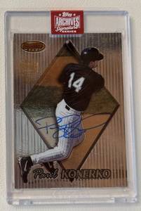 lot 12 image: Paul Konerko Auto 2023 Topps Signature Series - 1999 Bowmans Best #115 Baseball Card